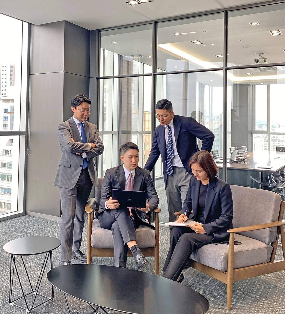 에이앤랩은 
음주운전 · 뺑소니 · 교통사고 사건에 
집중해 온 음주·교통특화 로펌입니다.